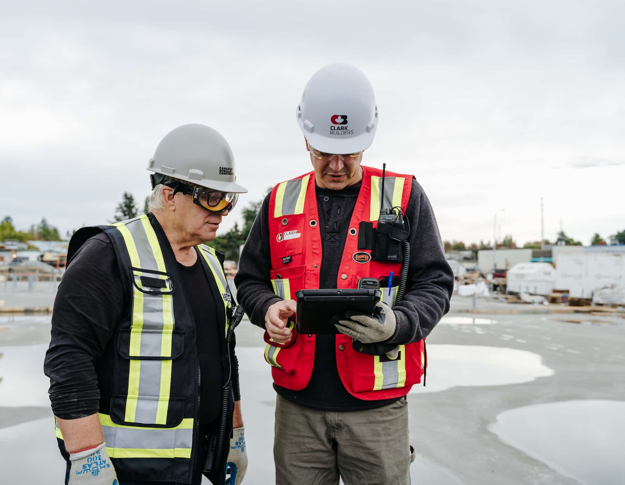 Self Perform Services Clark Builders - 4K Minimal Patterns for Desktop